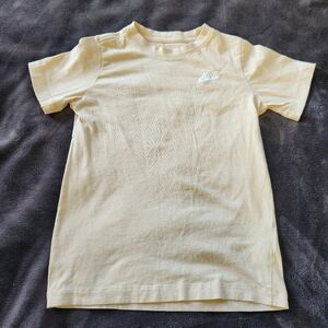 Nike kids children tee size small embroidery symbol nude color